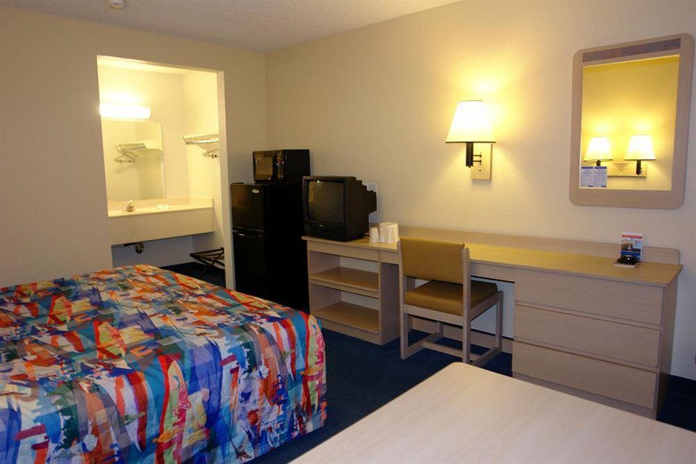 Motel 6-Oakland, Ca - Embarcadero Экстерьер фото