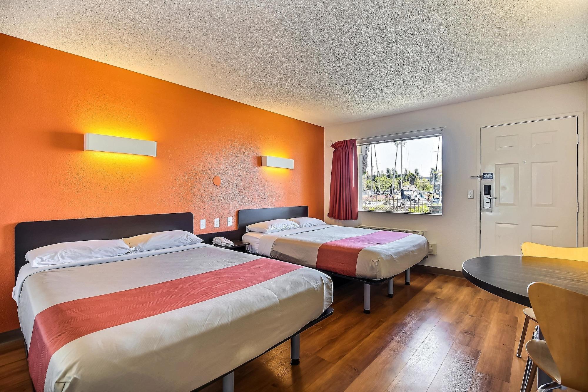 Motel 6-Oakland, Ca - Embarcadero Экстерьер фото