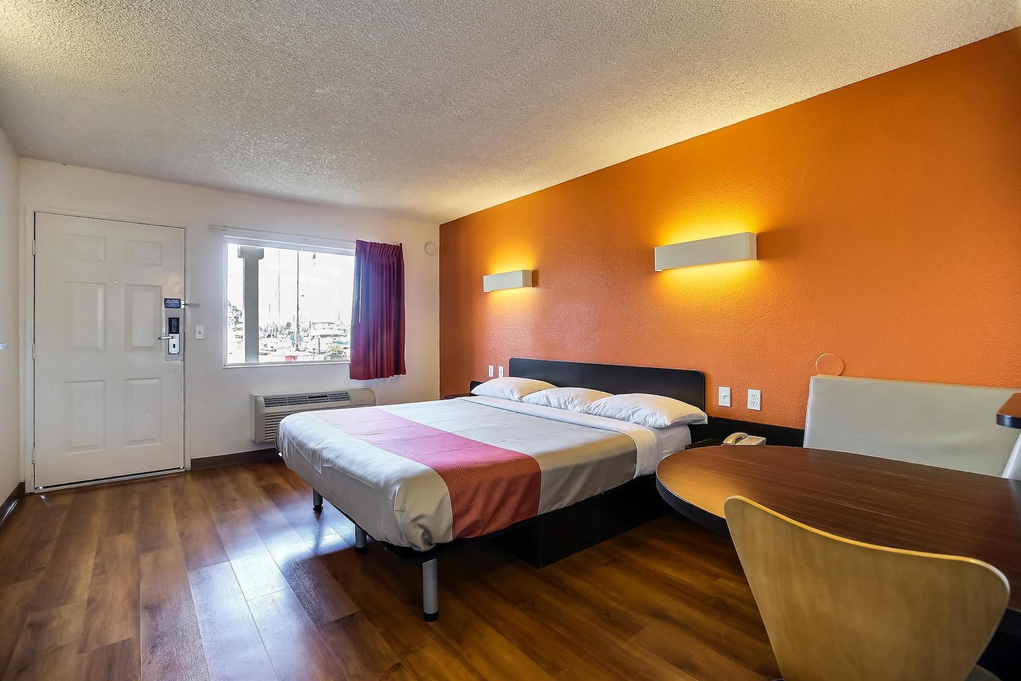 Motel 6-Oakland, Ca - Embarcadero Экстерьер фото