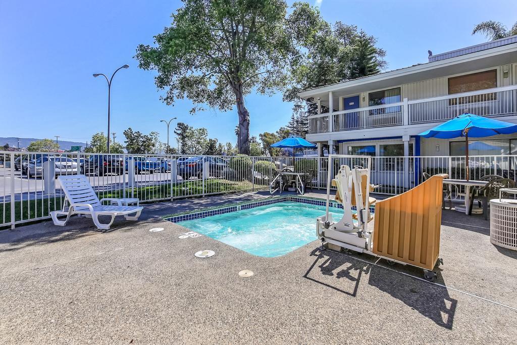 Motel 6-Oakland, Ca - Embarcadero Экстерьер фото