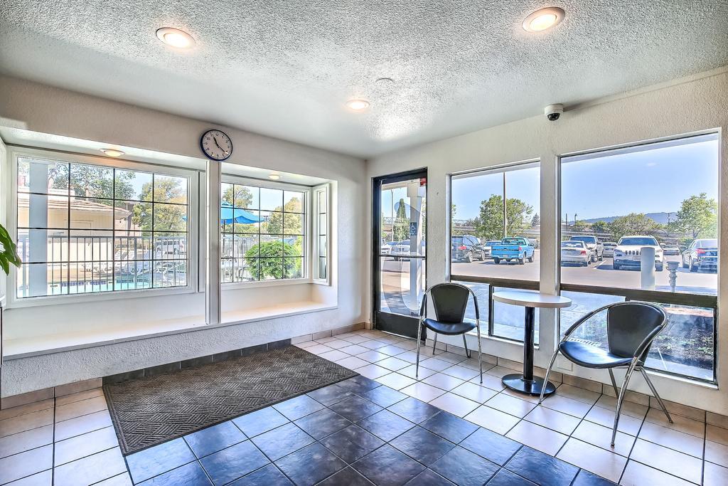 Motel 6-Oakland, Ca - Embarcadero Экстерьер фото