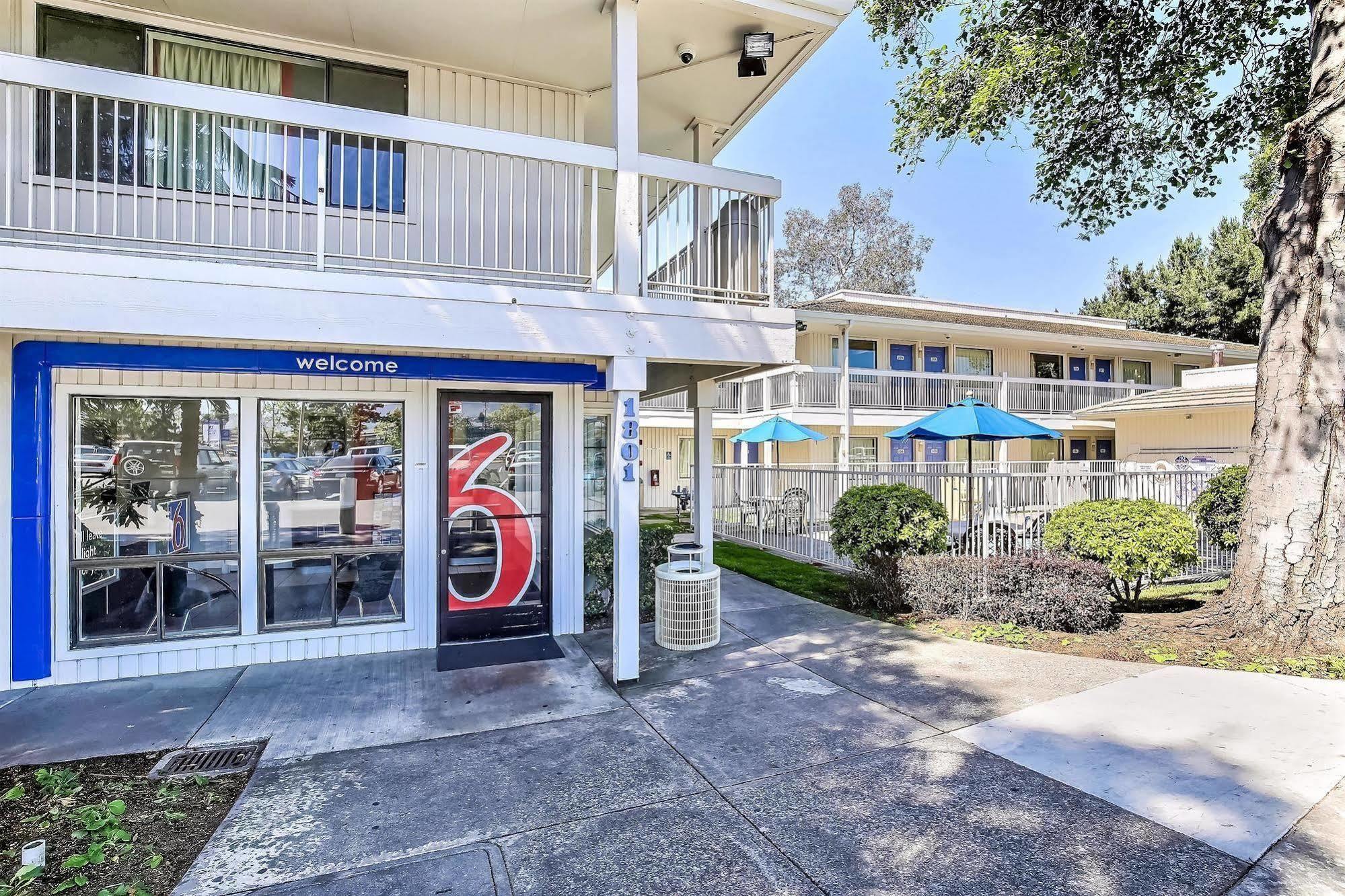 Motel 6-Oakland, Ca - Embarcadero Экстерьер фото